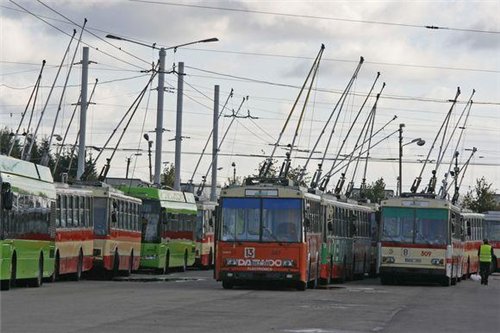 В Днепропетровск съедутся водители из 15 городов Украины. Фото с сайта polnews.info