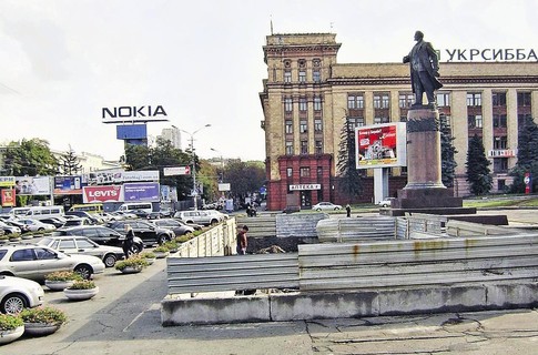 Здесь будет вход на станцию метро "Центральная". Фото с сайта segodnya.ua