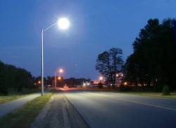 На улицах города установили экономные натриевые светильники.Фото с сайта prolamp.com.ua