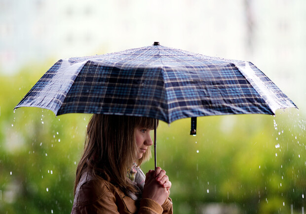Не забудьте захватить зонтик. Фото с сайта goodfon.ru