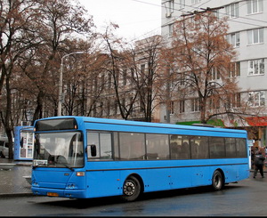 Новые автобусы пришлись по вкусу первым пассажирам. Фото: Илья Болилый