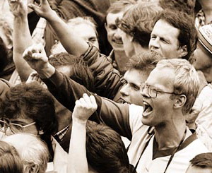 Флешмоб протеста. Фото с сайта despravda.com