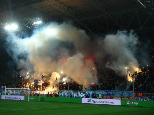 На стадионе. Фото: vk.com/fc_dnepr_dnepropetrovsk