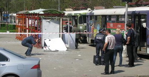 Взрыв на трамвайной остановке был самым серьезным. Фото: Дениса Моторина