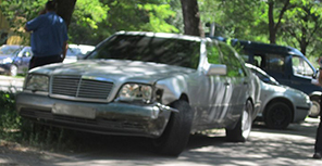 Серый Mercedes. Фото: vk.com/dobro_velo