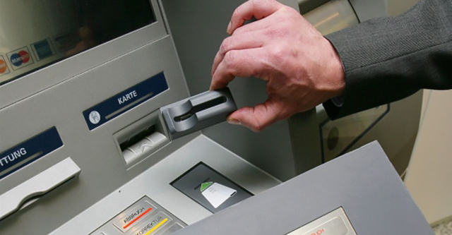 Мошенники ставили ловушки в банкоматах. Фото сайта kaluga24.tv