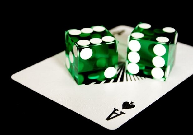 Новость - События - Самые популярные азартные игры: легендарный автомат Lucky Lady's Charm