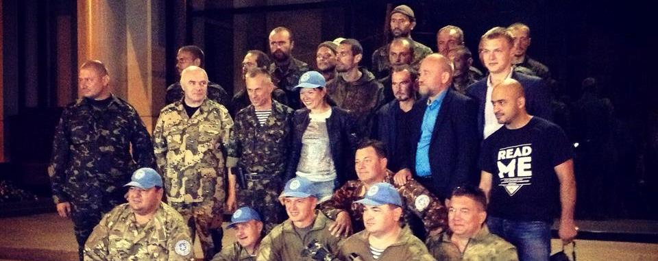 Владимир Рубан, Руслана и освобожденные воины. Фото Рашада Тагиева