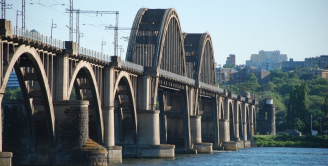 Самый длинный ж/д мост в Европе. Фото с сайта milend.ua