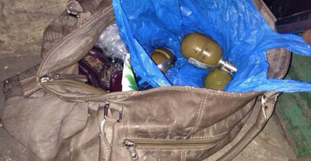Полная сумка гранат. Фото МВД