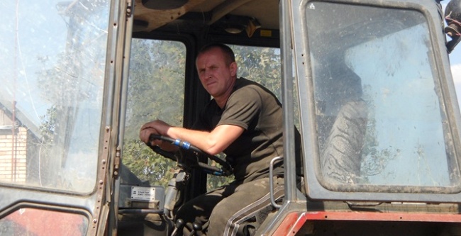 Тракторист Сергей – первый в Украине осужденный за уклонение. Фото Юлии Гавриловой