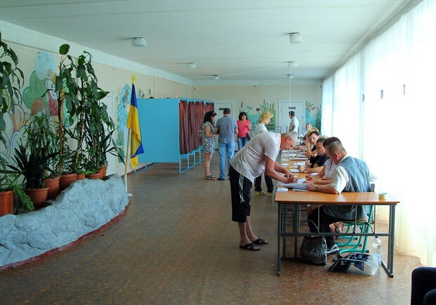 Готовимся к выборам в Днепропетровске. Фото Дениса Моторина