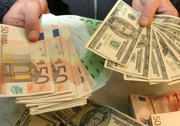 Доллар перевалил за 16-гривневый барьер. Фото с сайта joinfo.ua
