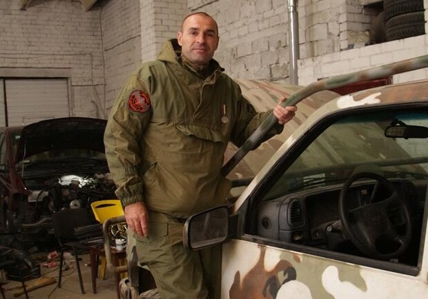 Новость - События - Борис Филатов помог 93-й бригаде с ремонтом их любимого автомобиля