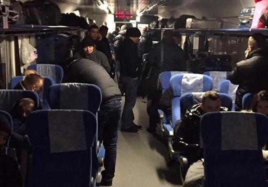 Новость - События - Пассажиров Интерсити Киев-Днепропетровск эвакуировали из-за угрозы взрыва. ОБНОВЛЕНО