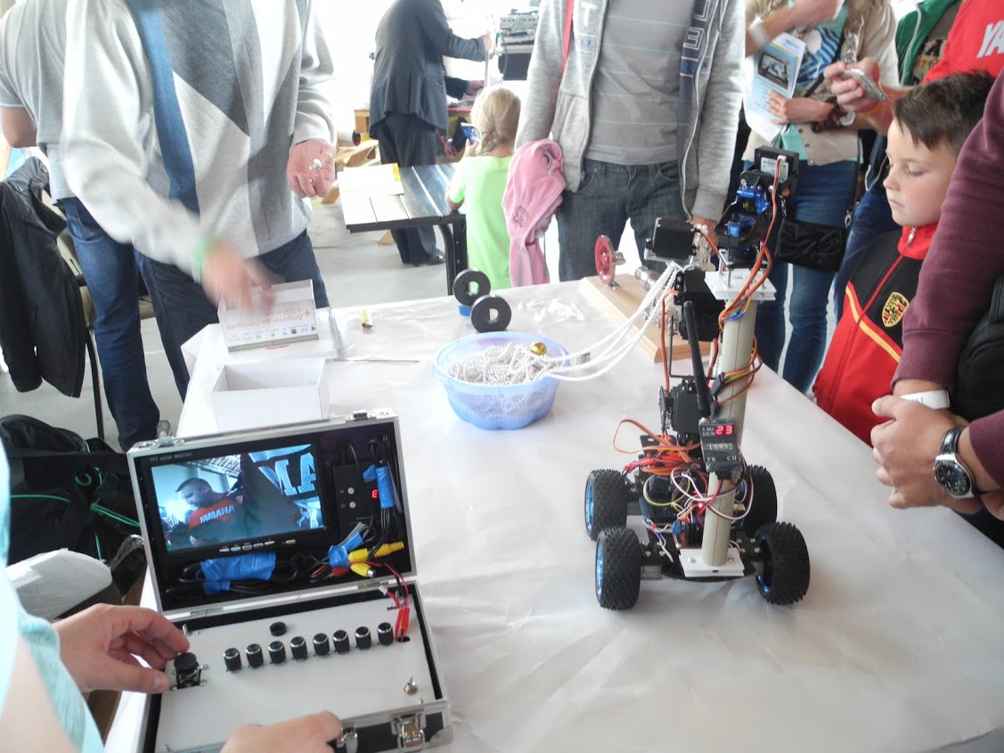Новость - Досуг и еда - Роботы, дрон-почтальон, 3D-принтеры: что создают стартаперы Днепра и Украины