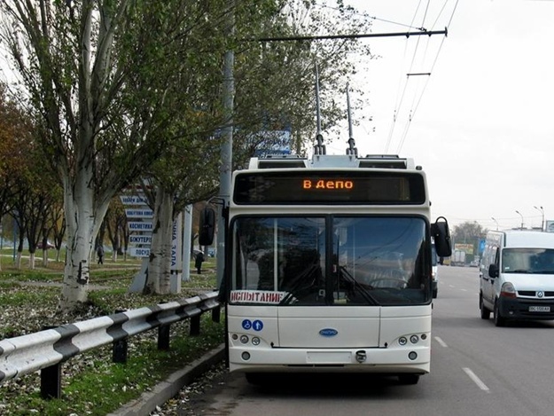 Новость - Транспорт и инфраструктура - Будь в курсе: в Днепре изменят движение трамваи и троллейбусы