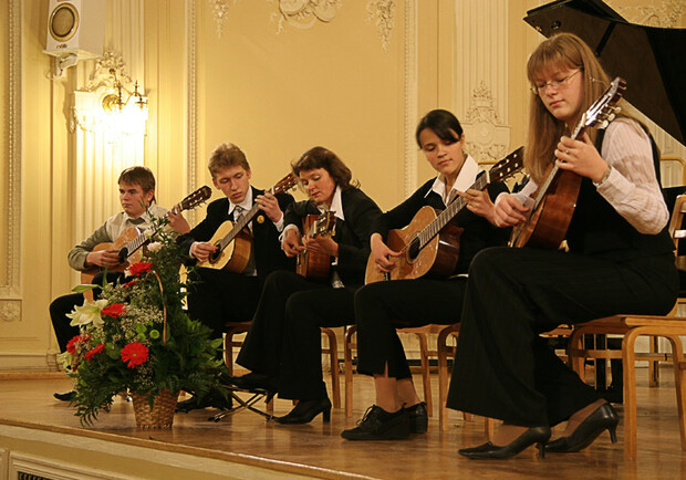 В городе около 7500 человек обучаются в музыкальных школах. Фото с сайта bwschool.ru