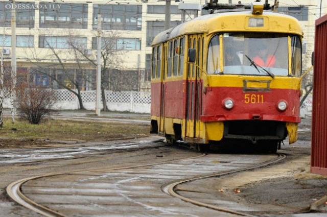 Новость - Транспорт и инфраструктура - Авария в Днепре: трамваи временно не ходят