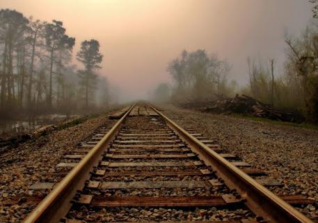 Под Полтавой возле путей нашли мертвую женщину