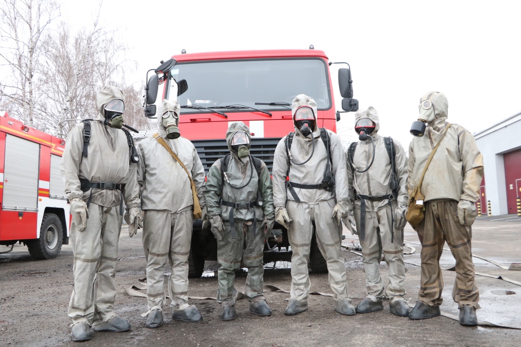 Спасательный отряд/ фото: 49000.com.ua