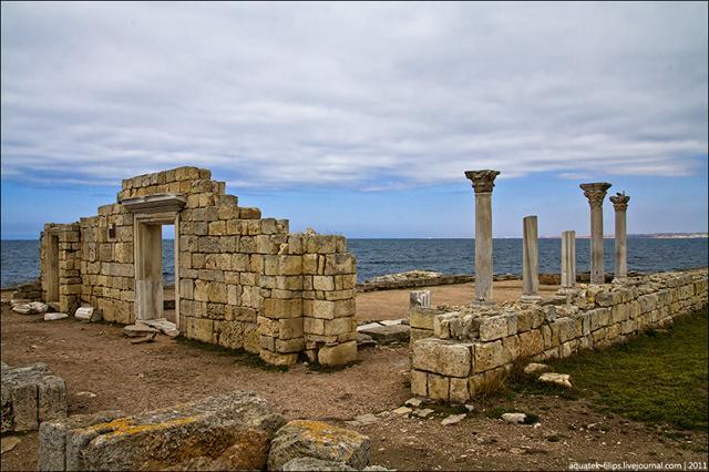 Херсонес за 35 гривен и Мраморная пещера за 80: сколько стоит полюбоваться на главные достопримечательности Крыма 