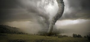 Под Одессой пронесся смерч: видеофакт