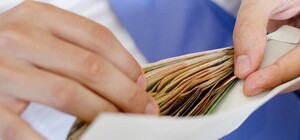 На время карантина:  в Украине увеличили минимальное пособие по безработице