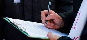 В ЕС не хотят и любят Россию: как днепряне относятся к разным странам