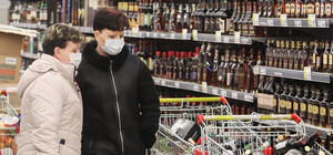 Опасный алкоголь: в Запорожье накрыли цеха по производству 