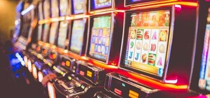 Минус три: в Запорожье накрыли игорные залы