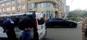 Держали три дня в заложниках: в Одессе бандиты похитили мужчину 