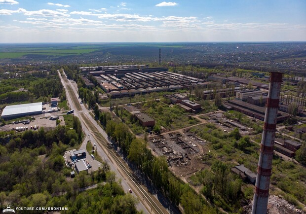 Заброшенный шинный завод в Днепре/ фото: Руслан Власенко