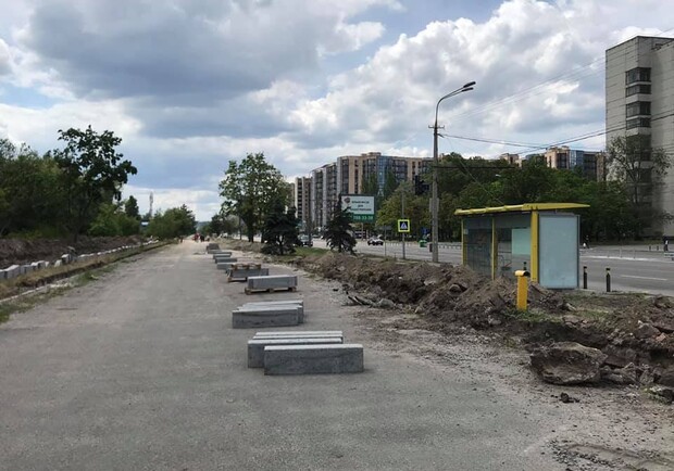 На набережной победы возобновили ремонт пешеходной зоны/ фото: Urban Dnipro