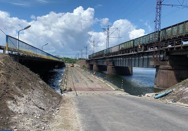Под Никополем открыли понтонный мост / фото: Fb Укравтодор