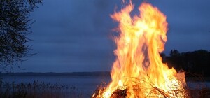 Осторожнее с огнем: в Запорожье объявили штормовое предупреждение