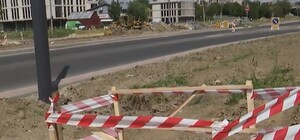 Відео: пара львів'ян провалилася у каналізаційний люк
