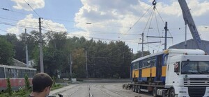 Скоро покатаемся: в Днепр приехали трамваи из Германии