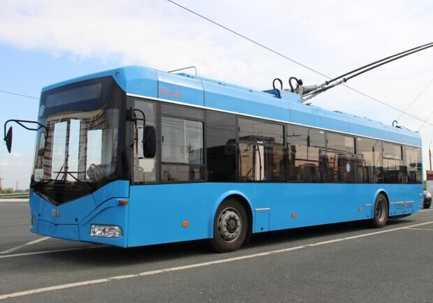 Троллейбус № 12 возобновляет работу / фото: dpchas.com.ua