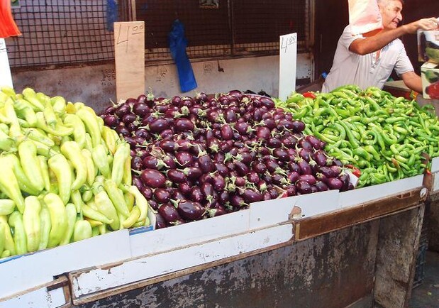 Овощи и фрукты с наступлением весны только растут в цене. Фото с сайта turizm.lib.ru