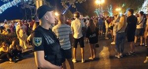 Драки, отсутствие дистанции и покорение Дюка: в Одессе с размахом отпраздновали День города