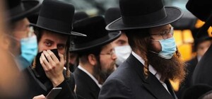 Без еды и воды: полторы тысячи хасидов застряли на границе Беларуси и Украины