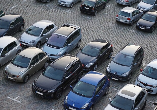 В Днепре не штрафуют за неуплату парковки / фото: pixabay.com