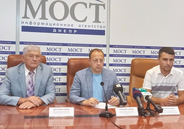 «Спасибо за жизнь»: Геннадий Гуфман рассказал об онлайн-проекте, посвященном освобождению Днепропетровщины от захватчиков - фото
