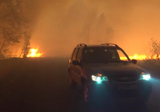 Спасатели из Днепра отправилисьна ликвидацию серьезного пожара в Луганской области / фото: ГСЧС