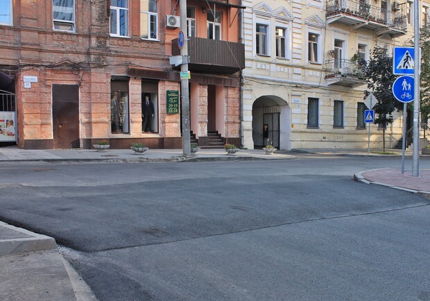 В Днепре появились первые приподнятые пешеходные переходы / фото: fb Urban Dnipro