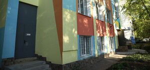 Некрасиво получилось: в одесской школе после визита мэра выкопали цветы 