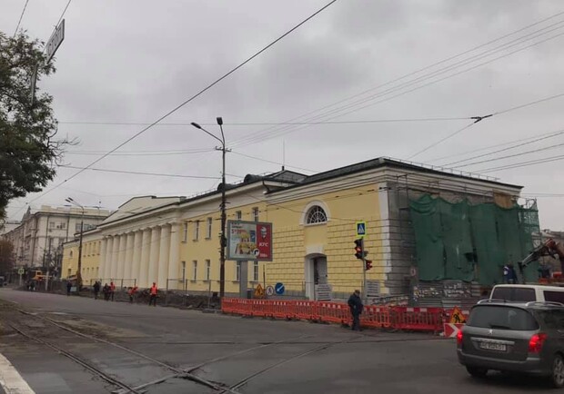 В Днепре отреставрировали фасад бывшей суконной фабрики  - фото: fb Urban Dnipro Community