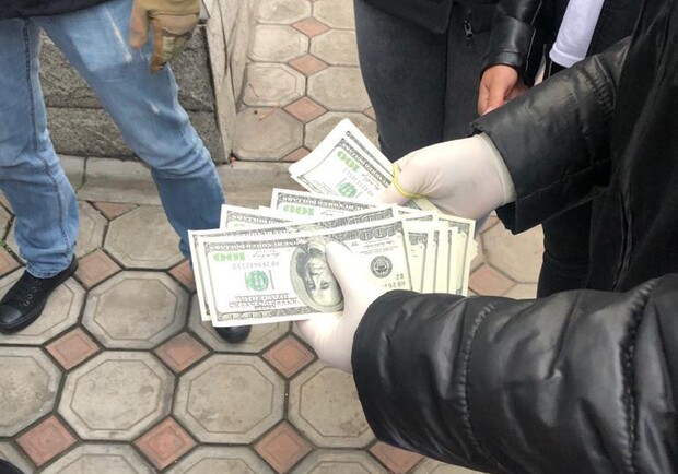 В Одессе киевлянка пыталась купить должность в Минобороне. Фото: Нацполиция