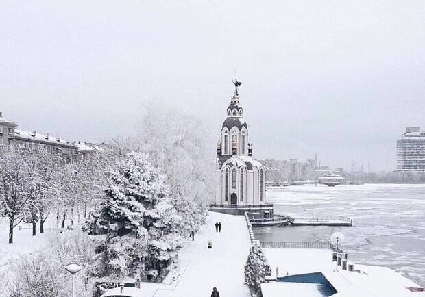 В Днепре выпал снег / фото: model_in_dnipro
